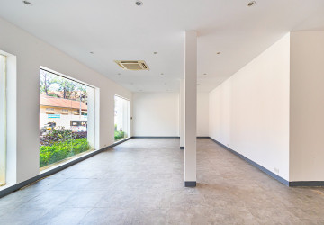 76 Sqm Office For Rent - Svay Dangkum, Siem Reap thumbnail