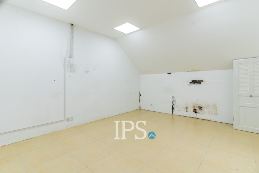 345 Sqm Retail Space For Rent - BKK1, Phnom Penh