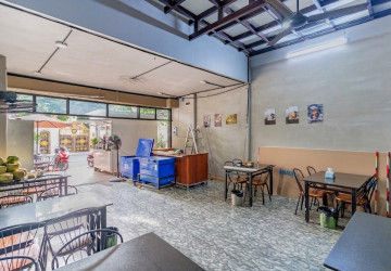 2 Bedroom Shophouse For Sale - Tonle Bassac, Phnom Penh photo 5