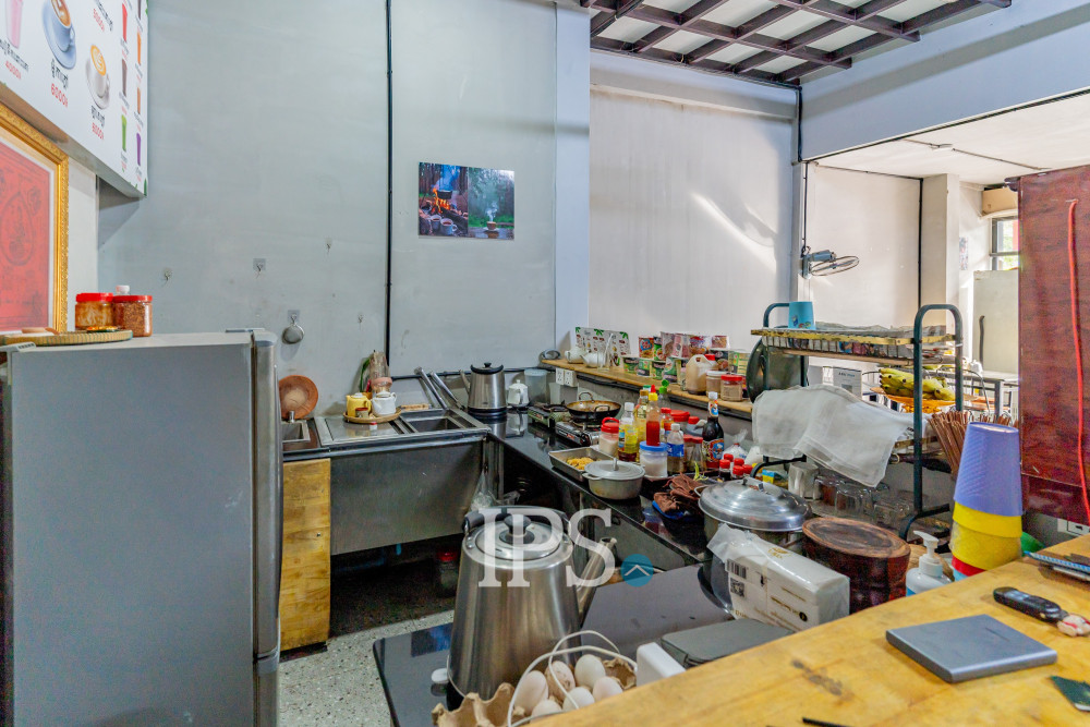2 Bedroom Shophouse For Sale - Tonle Bassac, Phnom Penh - Image 6 2 Bedroom Shophouse For Sale - Tonle Bassac, Phnom Penh - Image 6