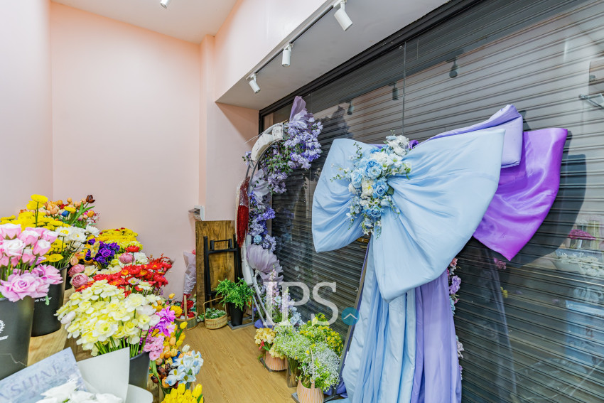 94 Sqm Retail Space For Rent - Chakto Mukh, Phnom Penh