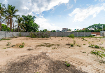 819 Sqm Land For Sale - Sala Kamreuk, Siem Reap thumbnail