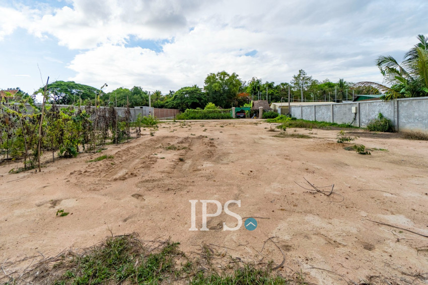 819 Sqm Land For Sale - Sala Kamreuk, Siem Reap