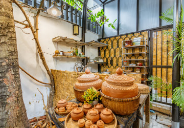 20 Sqm Retail Space For Rent - BKK1, Phnom Penh thumbnail