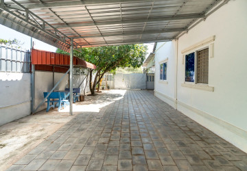 4 Bedroom House For Rent - Kouk Chork, Siem Reap thumbnail