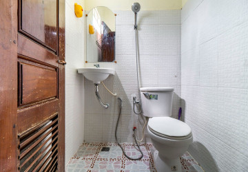 4 Bedroom House For Rent - Kouk Chork, Siem Reap thumbnail