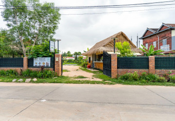1400Sqm Commercial Land and Bar For Rent - Kouk Chork, Siem Reap thumbnail