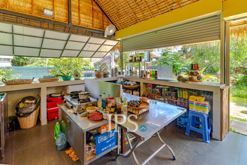 1400Sqm Commercial Land and Bar For Rent - Kouk Chork, Siem Reap