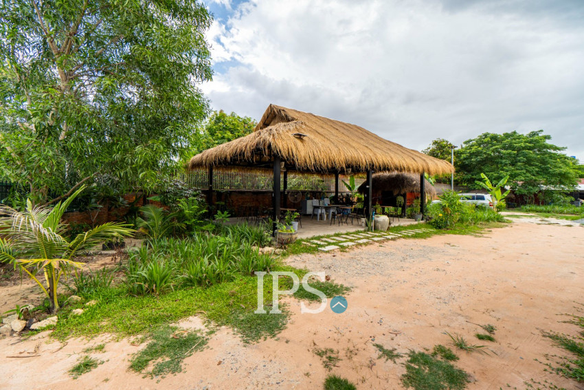 1400Sqm Commercial Land and Bar For Rent - Kouk Chork, Siem Reap