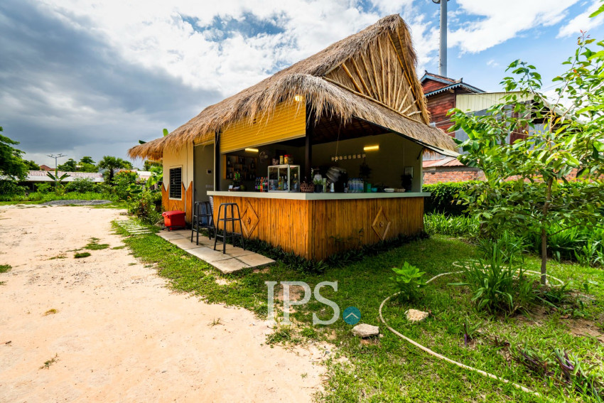 1400Sqm Commercial Land and Bar For Rent - Kouk Chork, Siem Reap