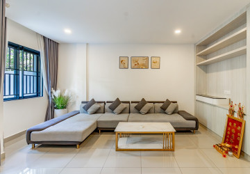 4 Bedroom Link Villa For Rent - Chip Mong 598, Chrang Chamres 1, Phnom Penh thumbnail