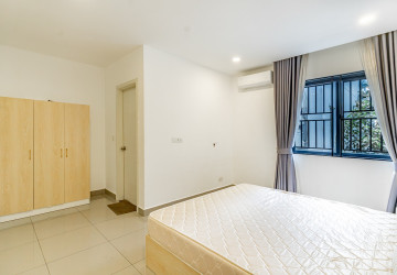 4 Bedroom Link Villa For Rent - Chip Mong 598, Chrang Chamres 1, Phnom Penh thumbnail
