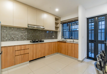 4 Bedroom Link Villa For Rent - Chip Mong 598, Chrang Chamres 1, Phnom Penh thumbnail