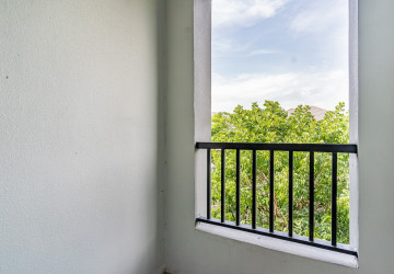 4 Bedroom Link Villa For Rent - Chip Mong 598, Chrang Chamres 1, Phnom Penh thumbnail