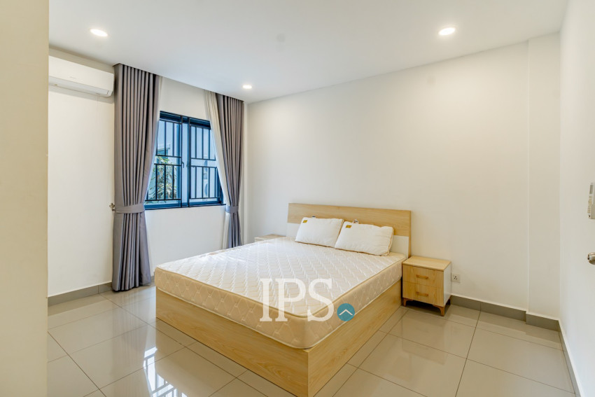 4 Bedroom Link Villa For Rent - Chip Mong 598, Chrang Chamres 1, Phnom Penh