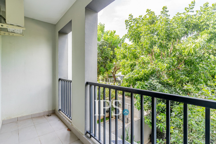 4 Bedroom Link Villa For Rent - Chip Mong 598, Chrang Chamres 1, Phnom Penh