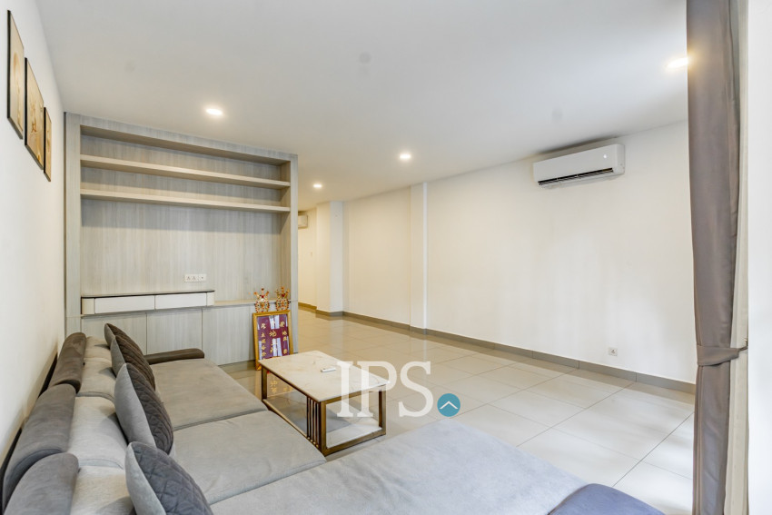 4 Bedroom Link Villa For Rent - Chip Mong 598, Chrang Chamres 1, Phnom Penh