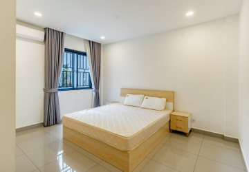 4 Bedroom Link Villa For Rent - Chip Mong 598, Chrang Chamres 1, Phnom Penh thumbnail
