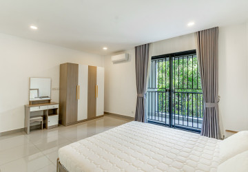 4 Bedroom Link Villa For Rent - Chip Mong 598, Chrang Chamres 1, Phnom Penh thumbnail