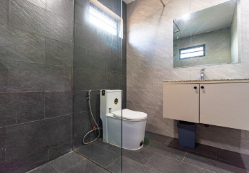 2 Bedroom Apartment For Rent - Sala Kamreuk, Siem Reap thumbnail