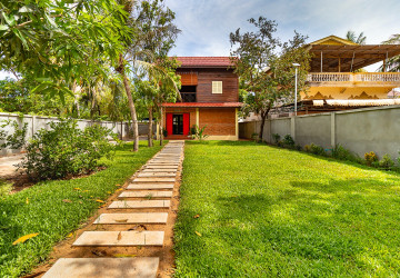 2 Bedroom House For Rent - Sangkat Siem Reap, Siem Reap thumbnail