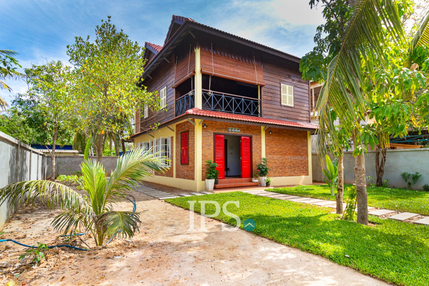 2 Bedroom House For Rent - Sangkat Siem Reap, Siem Reap