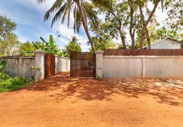 2 Bedroom House For Rent - Sangkat Siem Reap, Siem Reap thumbnail