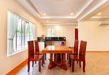 2 Bedroom House For Rent - Sangkat Siem Reap, Siem Reap thumbnail