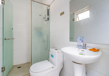 5 Bedroom Villa For Rent - Nirouth, Phnom Penh thumbnail