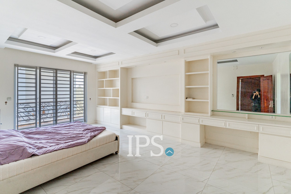 5 Bedroom Villa For Rent - Nirouth, Phnom Penh - Image 25 5 Bedroom Villa For Rent - Nirouth, Phnom Penh - Image 25