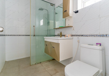 5 Bedroom Villa For Rent - Nirouth, Phnom Penh thumbnail