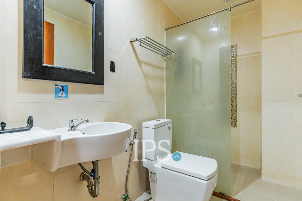 15 Bedroom Commercial Building For Sale - BKK1, Phnom Penh - Image 22