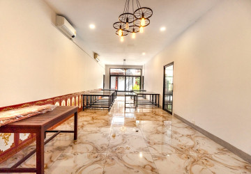 225 Sqm Retail Space For Rent - Svay Dangkum, Siem Reap thumbnail
