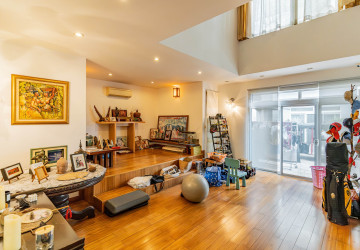 4 Bedroom Villa For Rent - Boeung Trabek, Phnom Penh thumbnail