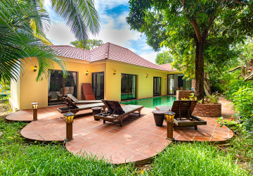 3 Bedroom Compound Villa For Rent - Sala Kamreuk, Siem Reap thumbnail
