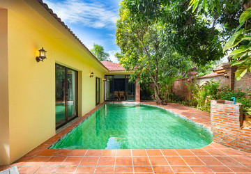 3 Bedroom Compound Villa For Rent - Sala Kamreuk, Siem Reap thumbnail