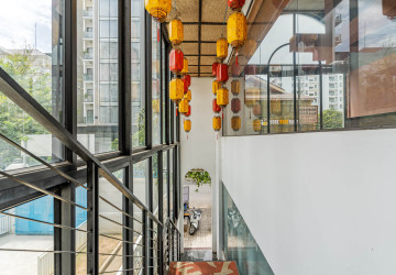 126 Sqm Retail Space For Rent - BKK1, Phnom Penh thumbnail