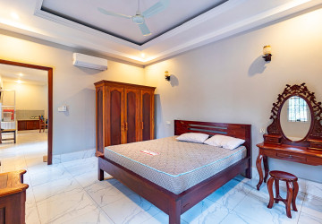 1 Bedroom Apartment  For Rent - Sala Kamreuk, Siem Reap thumbnail