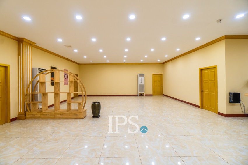 2600 Sqm Warehouse For Rent - Sala Kamreuk, Siem Reap