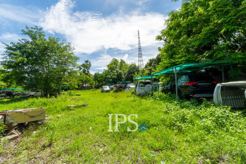 2600 Sqm Warehouse For Rent - Sala Kamreuk, Siem Reap