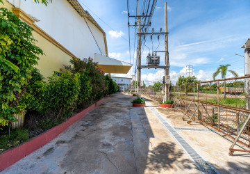 2600 Sqm Warehouse For Rent - Sala Kamreuk, Siem Reap thumbnail