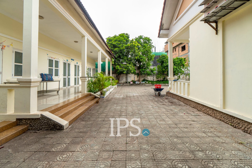252 Sqm Office Space For Rent - Sala Kamreuk, Siem Reap