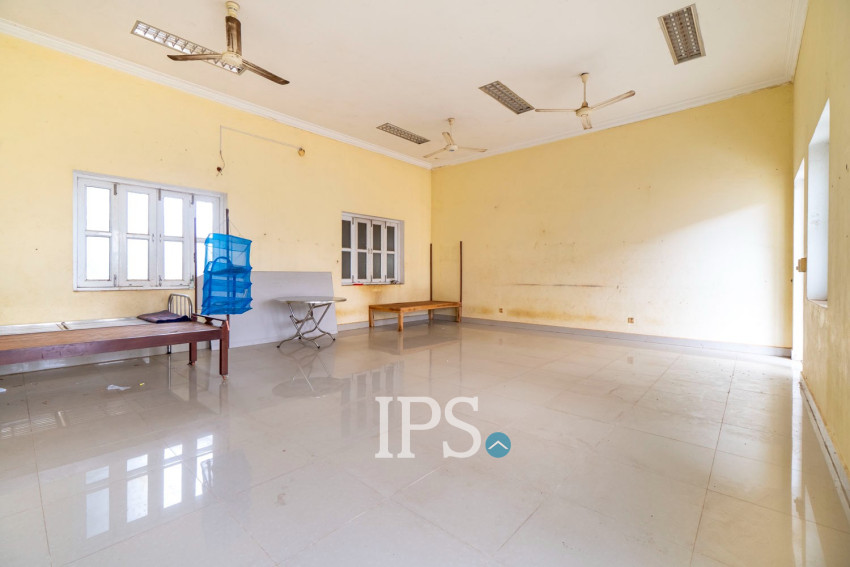 252 Sqm Office Space For Rent - Sala Kamreuk, Siem Reap