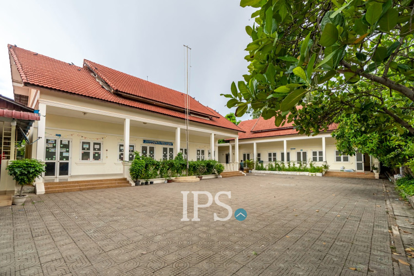 252 Sqm Office Space For Rent - Sala Kamreuk, Siem Reap