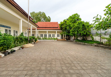 252 Sqm Office Space For Rent - Sala Kamreuk, Siem Reap thumbnail