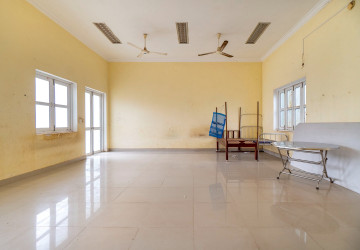 252 Sqm Office Space For Rent - Sala Kamreuk, Siem Reap thumbnail