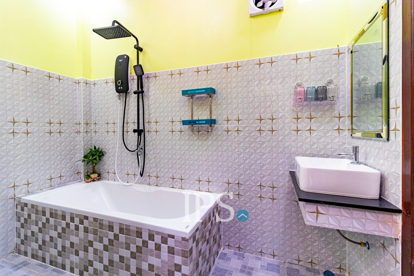 2 Bedroom Apartment  For Rent - Sala Kamreuk, Siem Reap