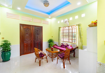 2 Bedroom Apartment  For Rent - Sala Kamreuk, Siem Reap thumbnail