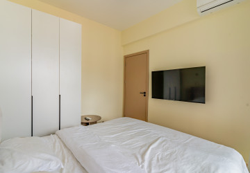1 Bedroom Condo For Rent - The Pinnacle, Tonle Bassac, Phnom Penh thumbnail