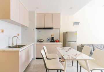 1 Bedroom Condo For Rent - The Pinnacle, Tonle Bassac, Phnom Penh thumbnail